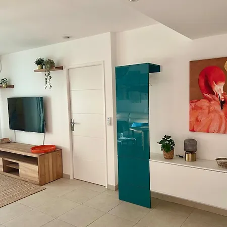 Blue -4 Etoiles-loggia-2 Parking